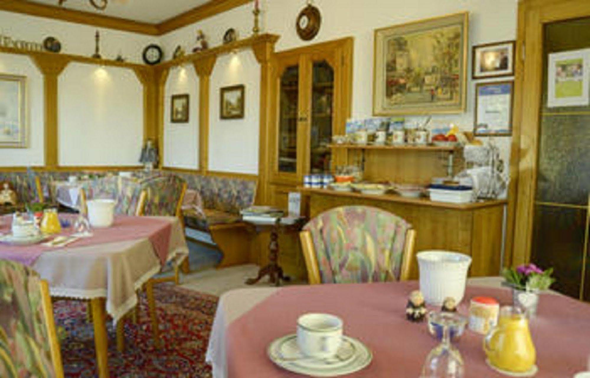 Fruehstueckspension Haus Golker Зеебоден Екстериор снимка
